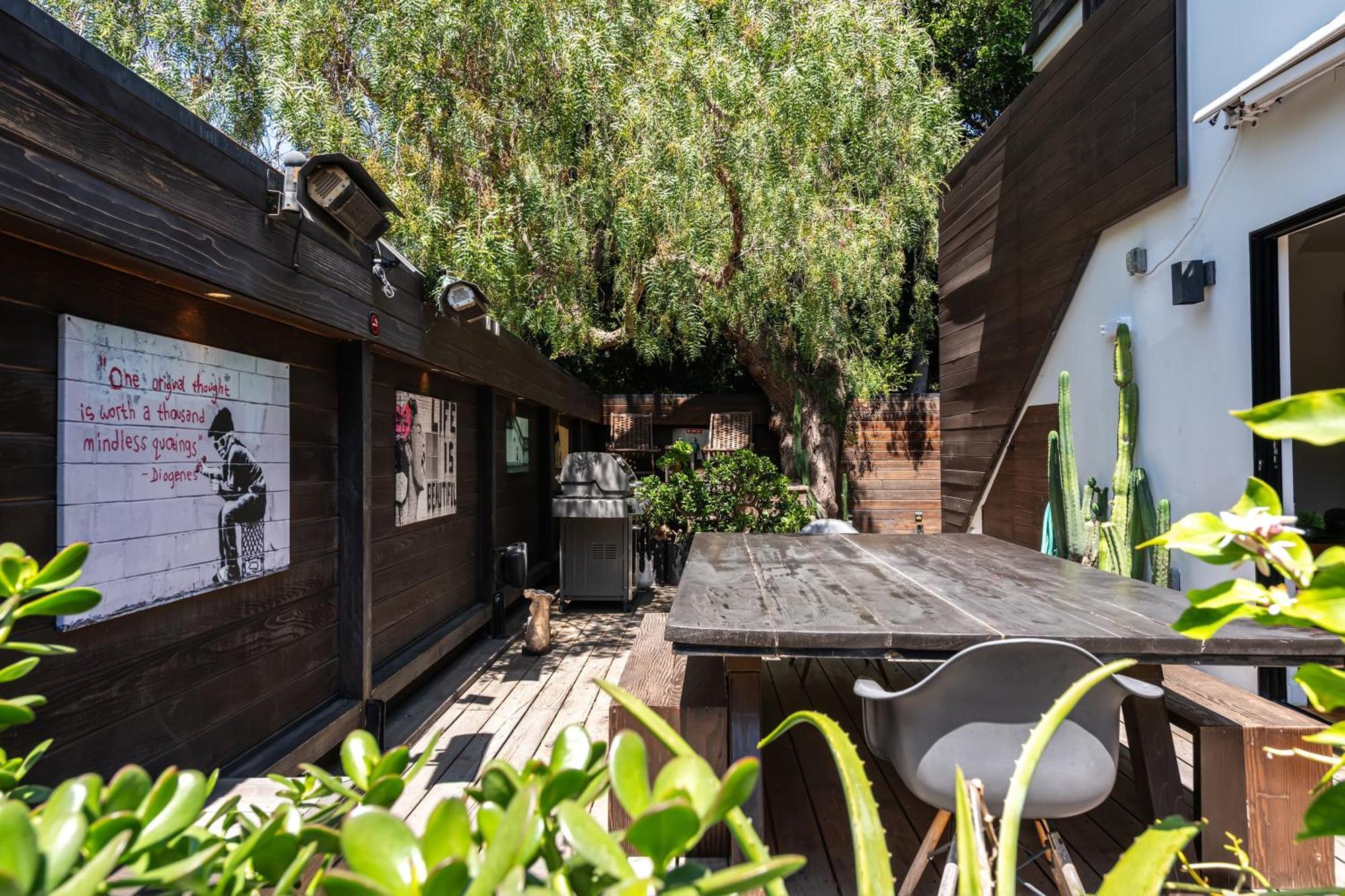 Venice Beach Studio With Large Private Patio Steps To The Beach Los Angeles Exterior foto