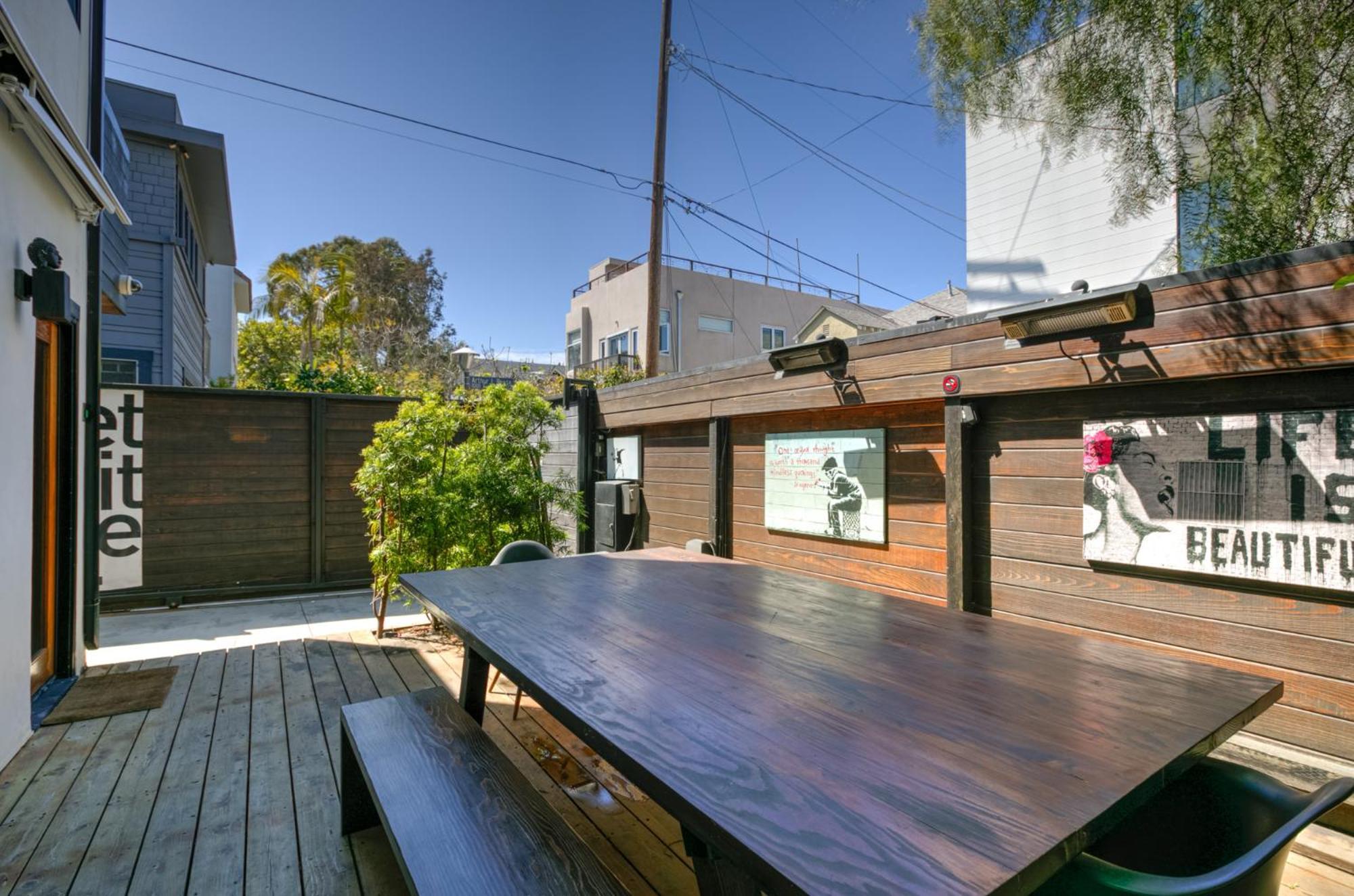 Venice Beach Studio With Large Private Patio Steps To The Beach Los Angeles Exterior foto