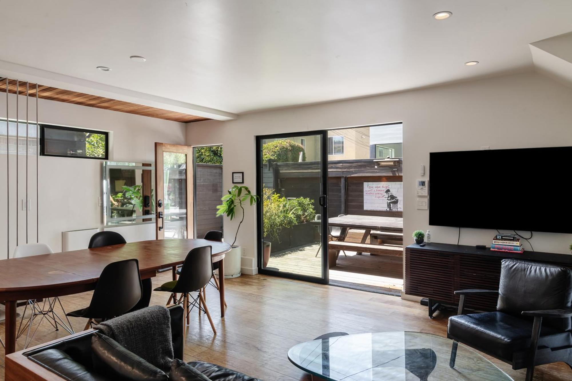Venice Beach Studio With Large Private Patio Steps To The Beach Los Angeles Exterior foto